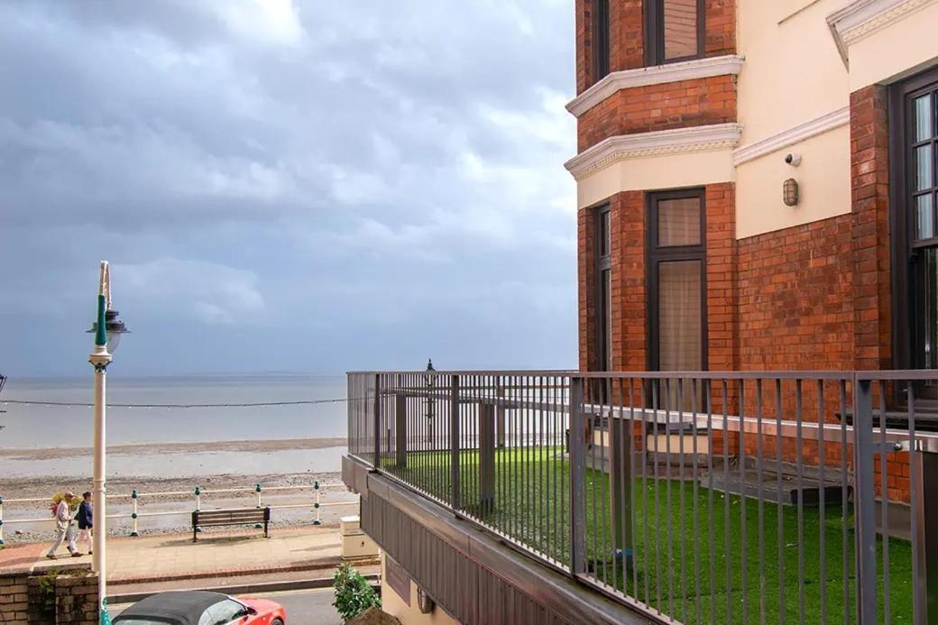 Seafront - The Nook Apartment