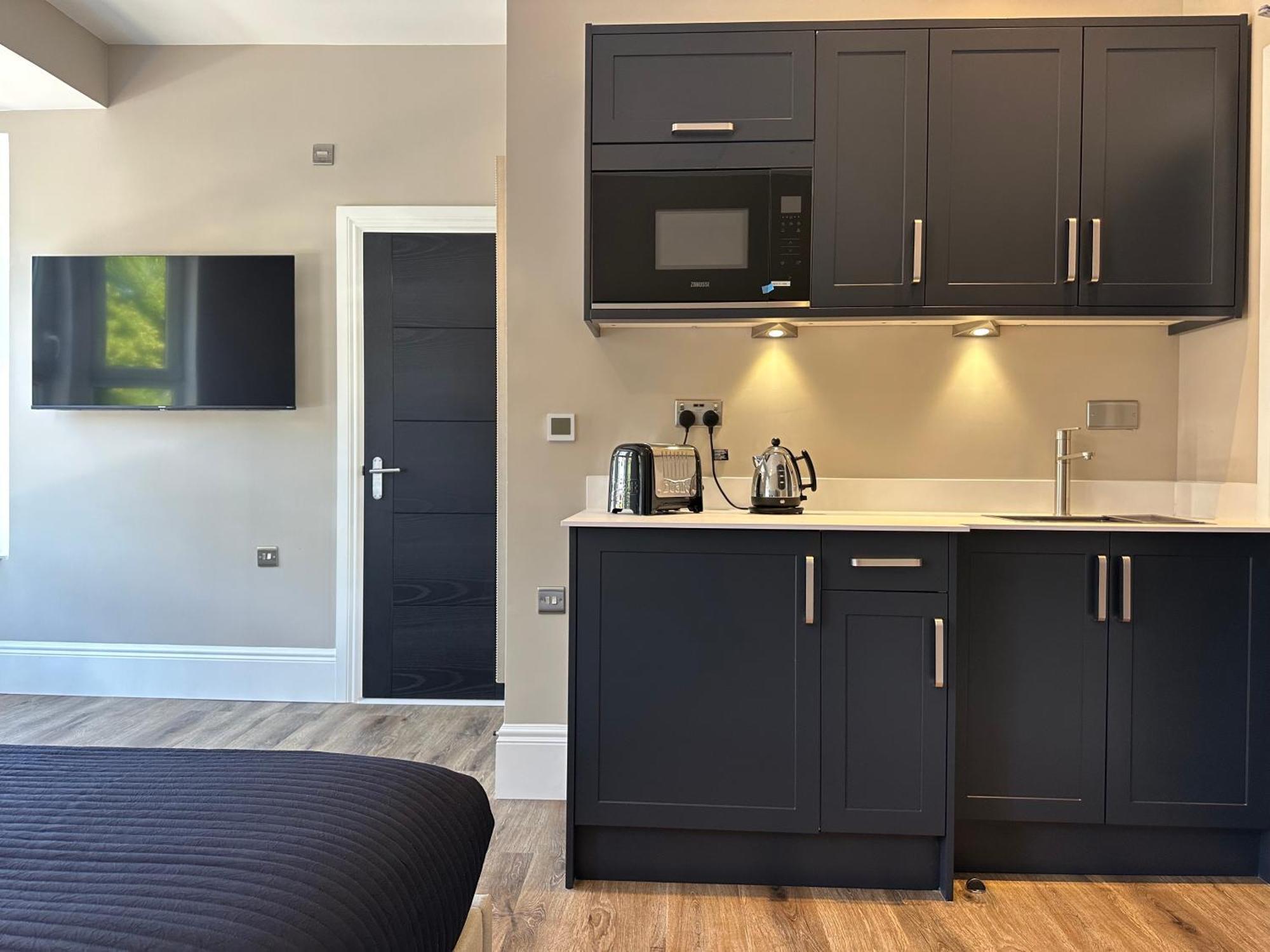 Hotel Central Studios