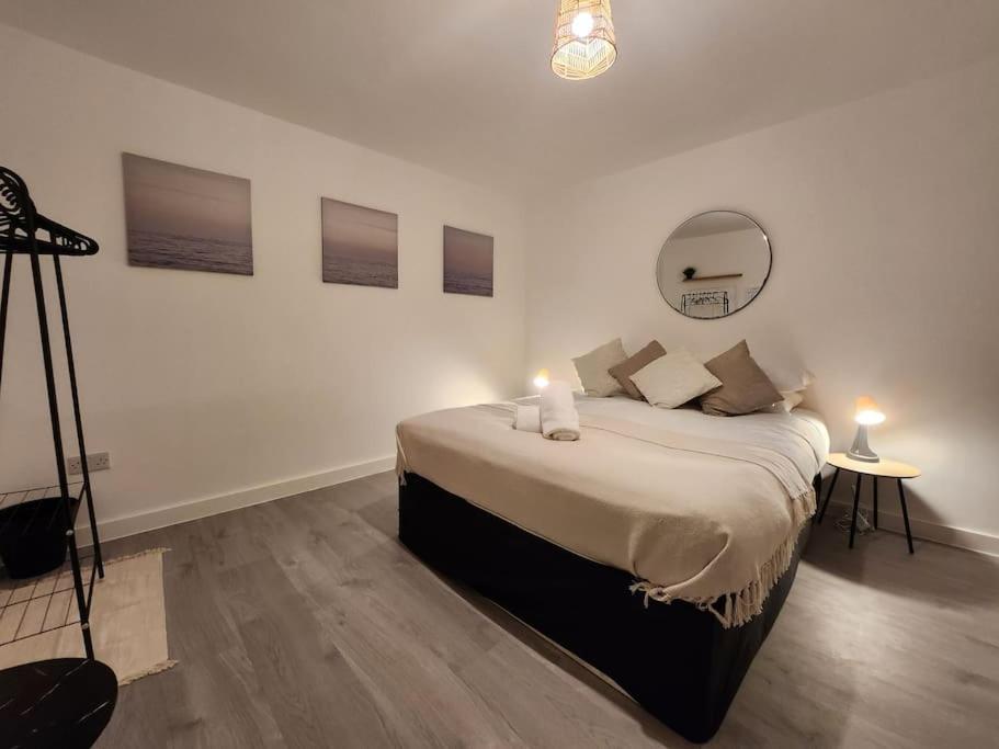 Apartment Flat 8 - 10 Min To Centre By Promise