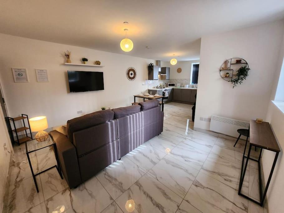 Flat 8 - 10 Min To Centre By Promise Apartment Cardiff