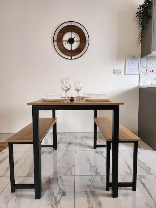 Flat 8 - 10 Min To Centre By Promise Apartment
