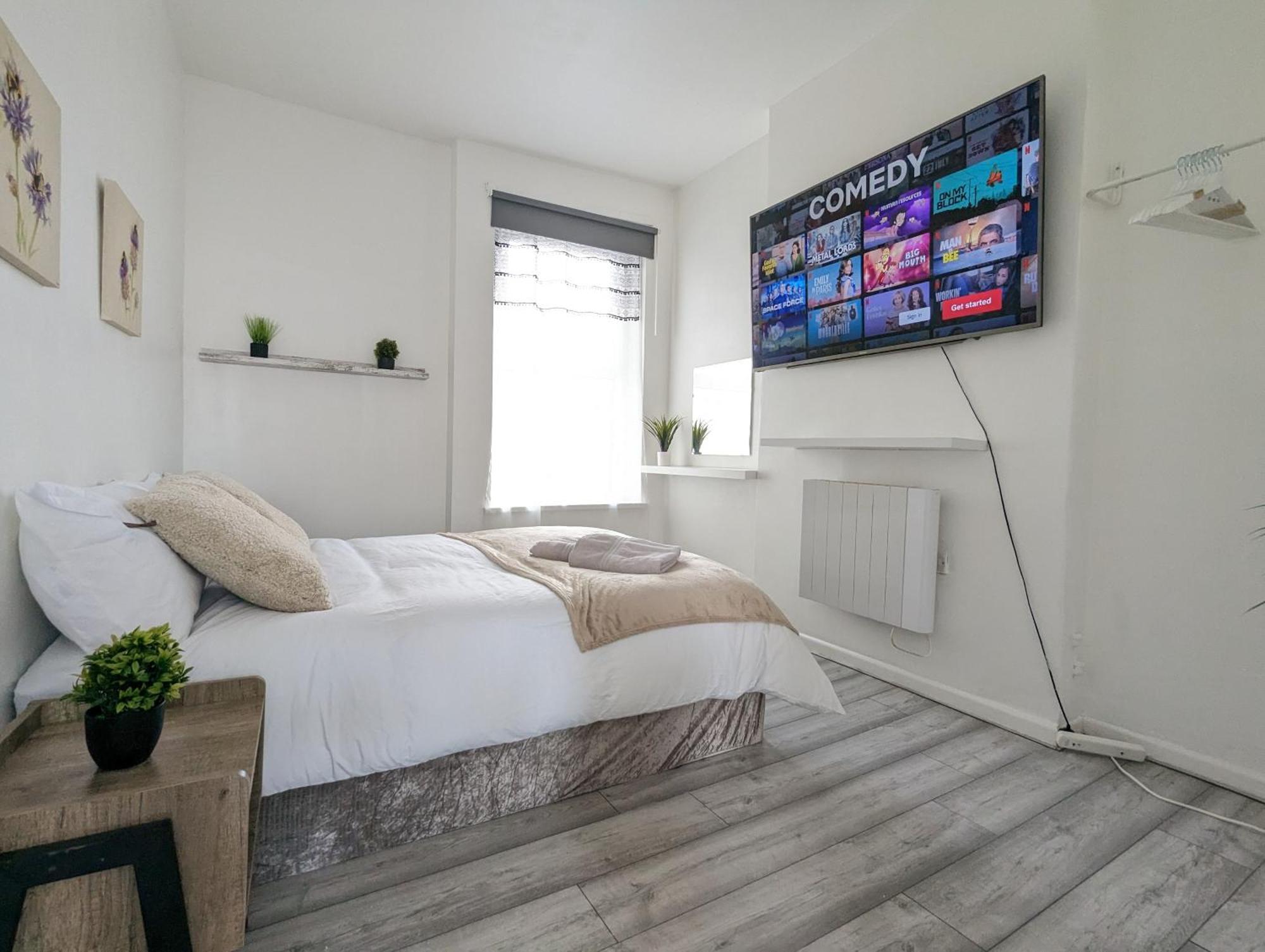 Apartment Inner-city - Basic Amenites *