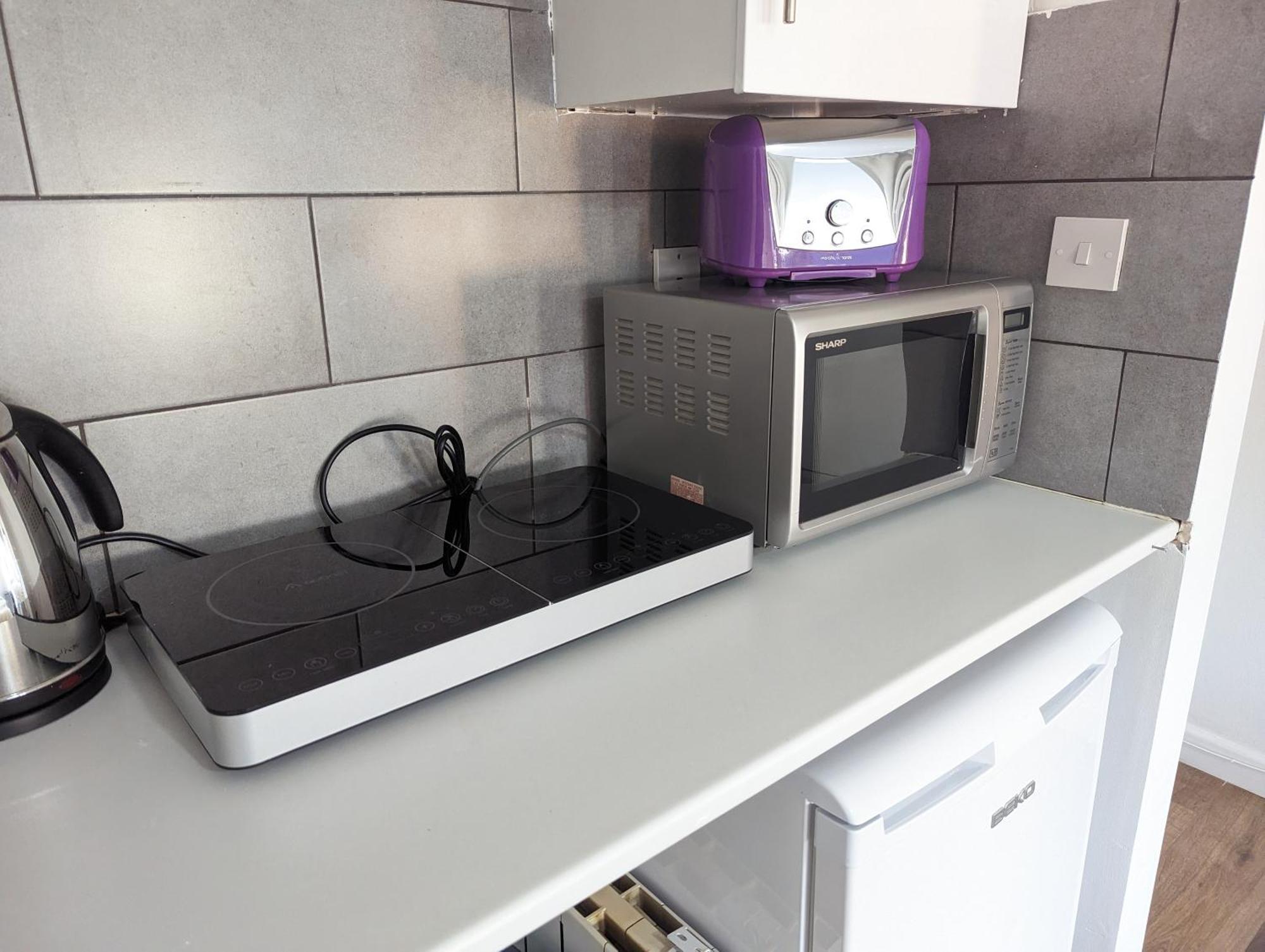 Inner-city - Basic Amenites Apartment