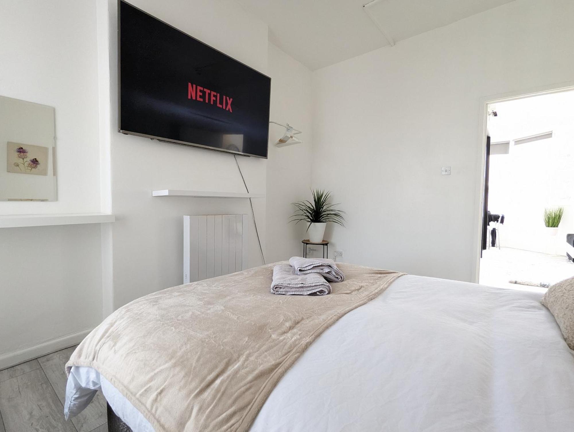 Inner-city - Basic Amenites Apartment