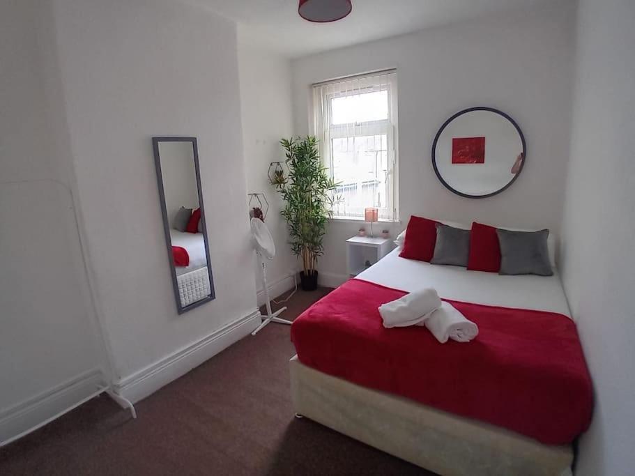 Holiday home Large Family Location 3 Double Bedrooms And 1 Single Bedroom Cardiff