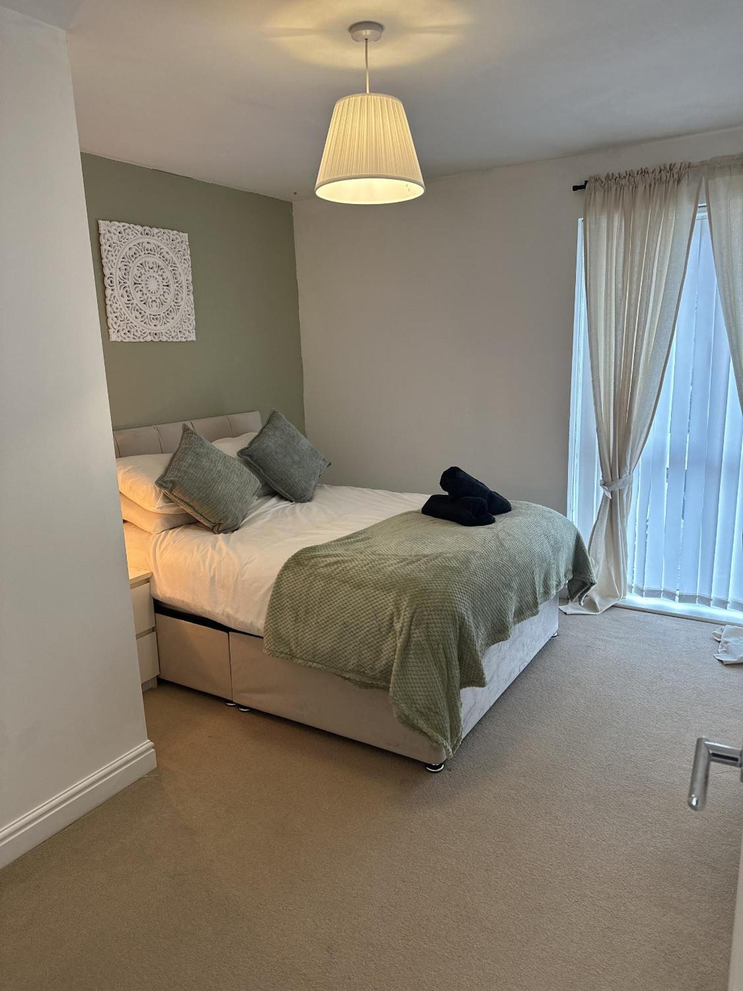 2 Bdr City Centre With Parking * Cardiff