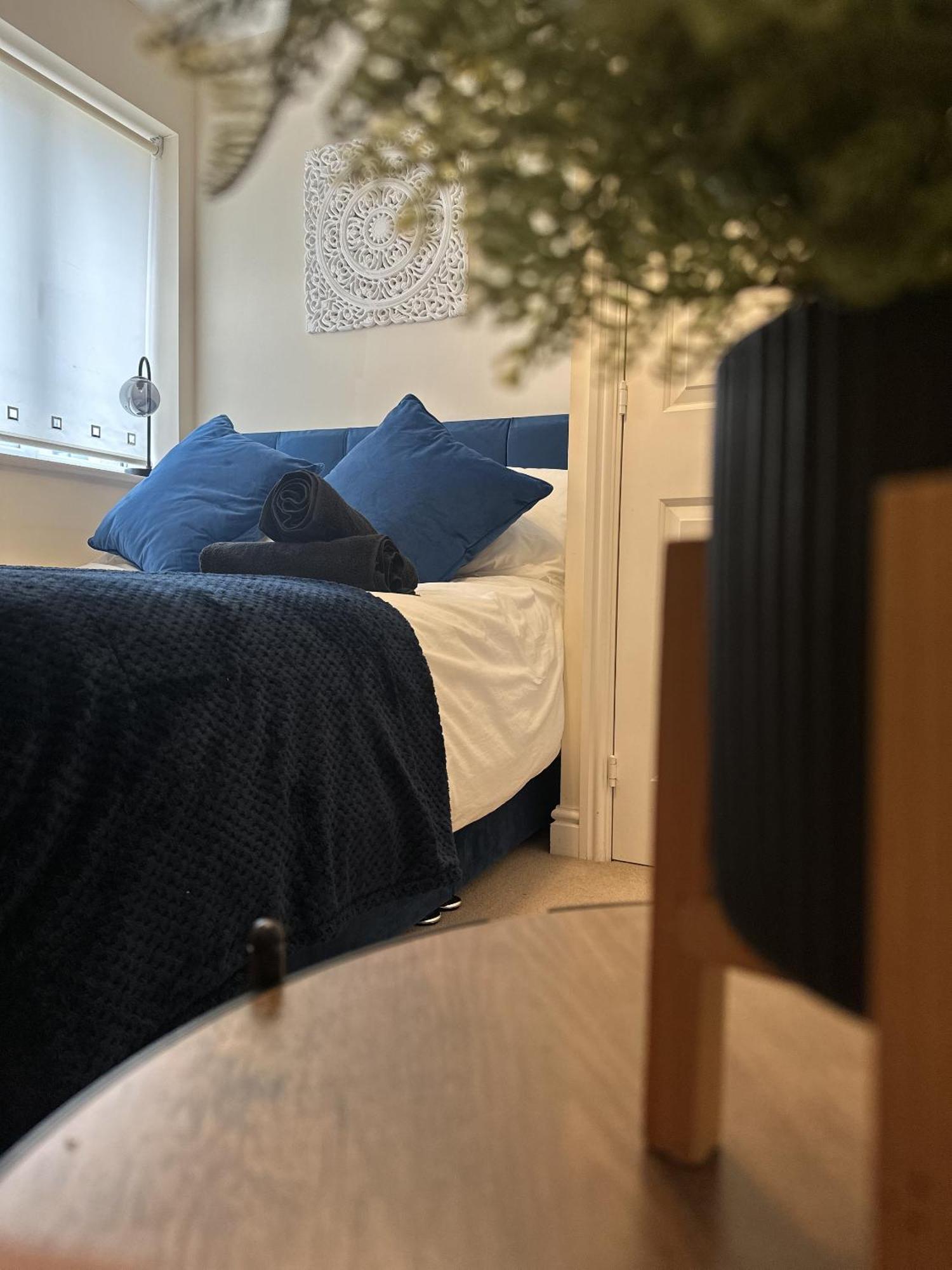 Apartment 2 Bdr City Centre With Parking