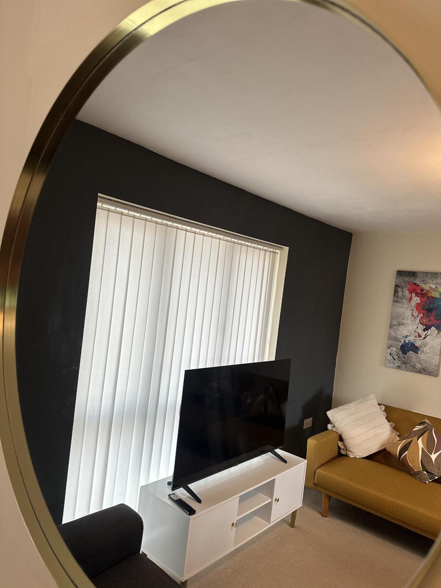 2 Bdr City Centre With Parking Apartment