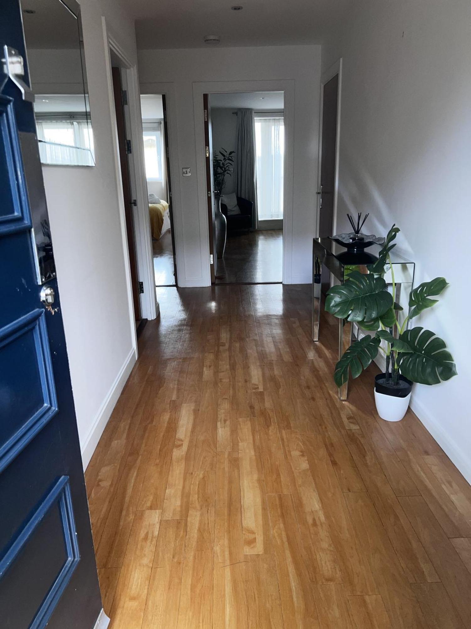 Apartment Emerald Apartment-2bed 2bath Bay,city Centre Cardiff