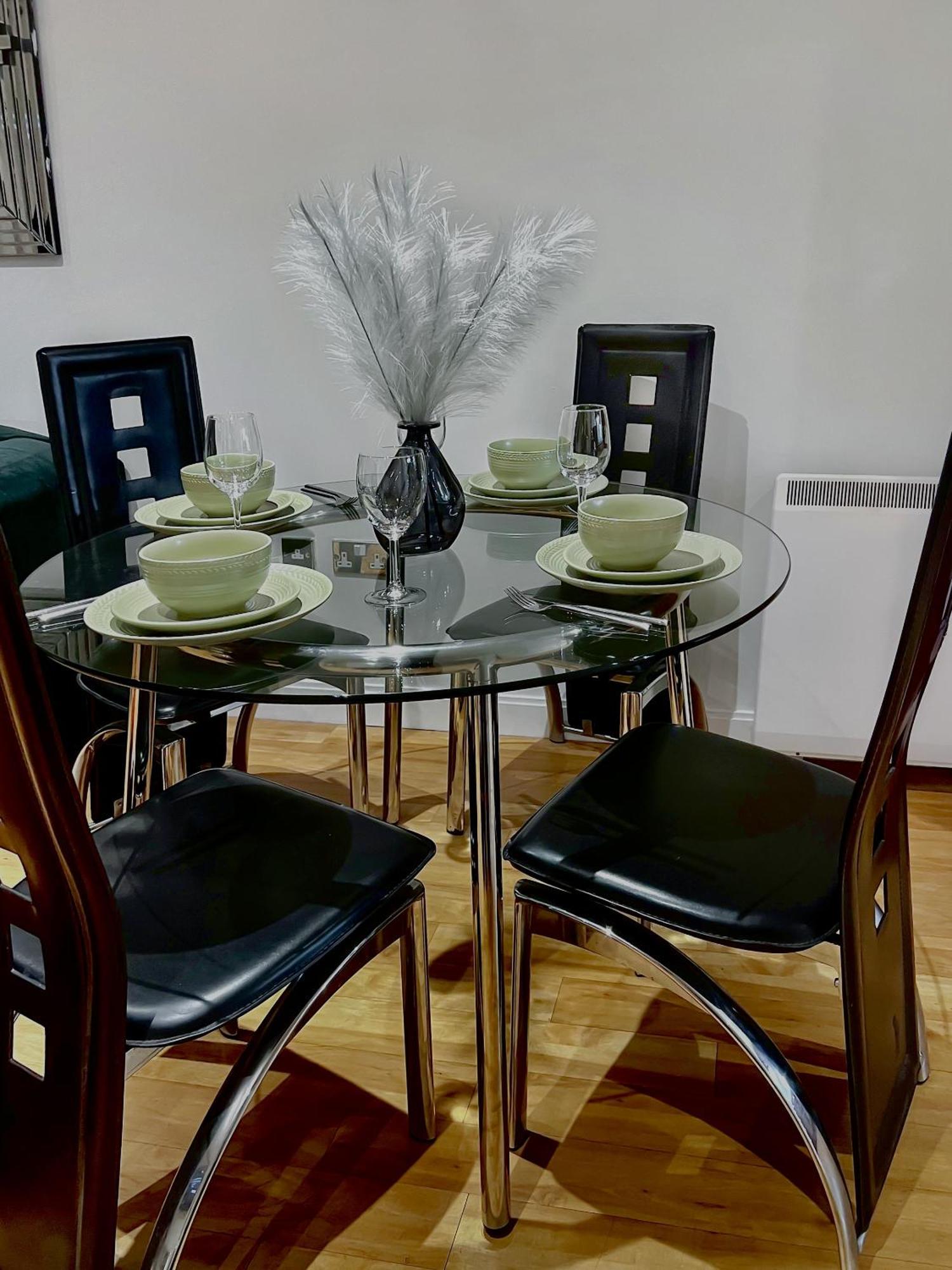 Apartment Emerald Apartment-2bed 2bath Bay,city Centre