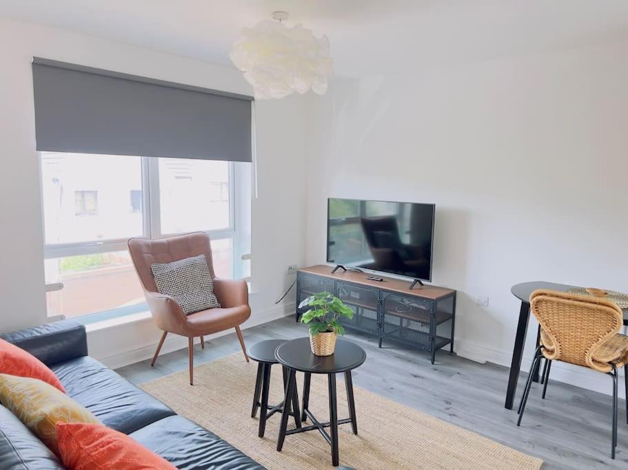 Noah By Koya Homes - 2-bed Apartment, Stadium View & Free Parking *