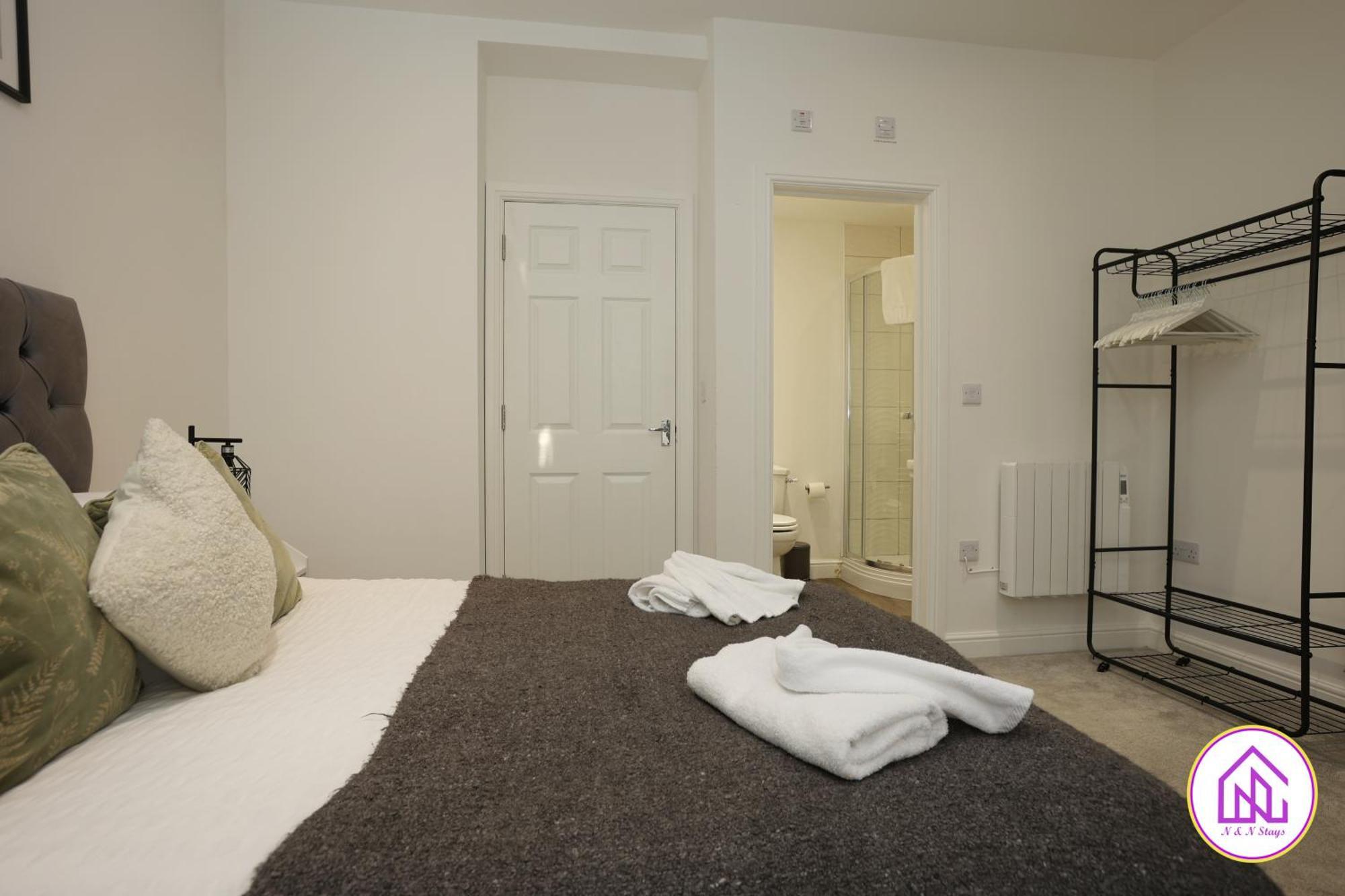 Apartment North Road - Perfectly Placed, Close To Town & Castle With Private Parking