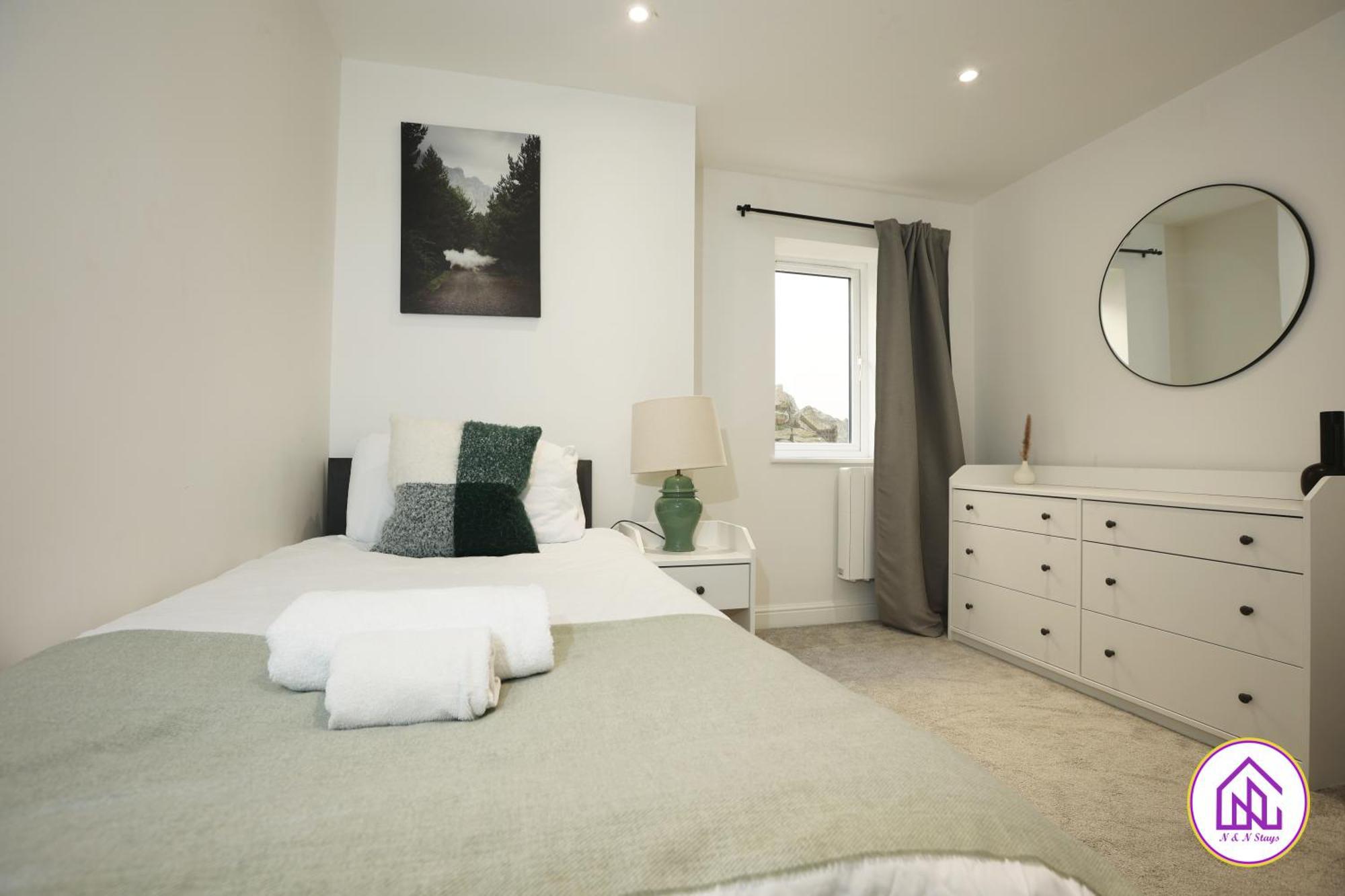 Apartment North Road - Perfectly Placed, Close To Town & Castle With Private Parking