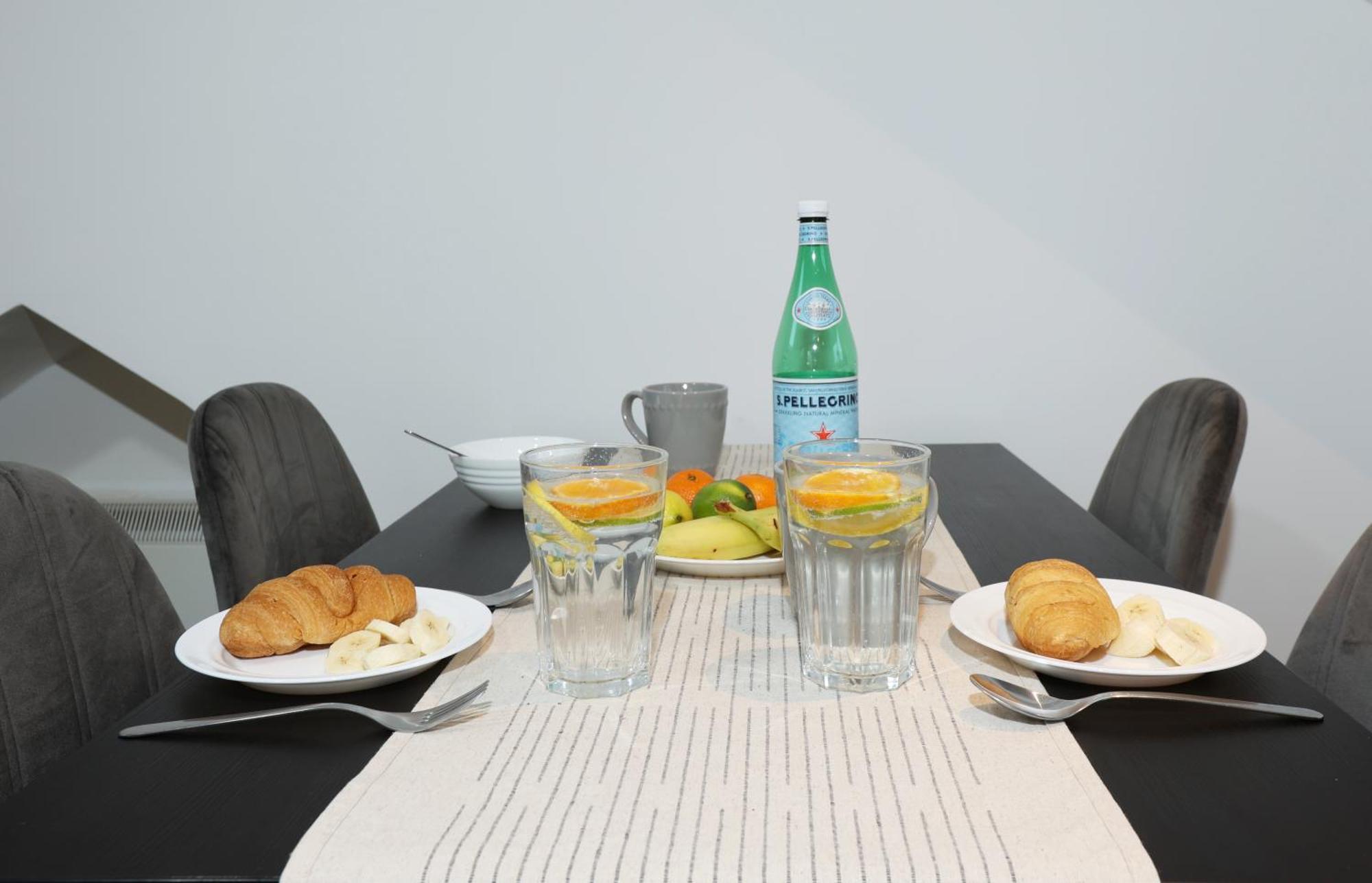 Apartment Cathedral By N And N Stays, Very Close To Principality Stadium *