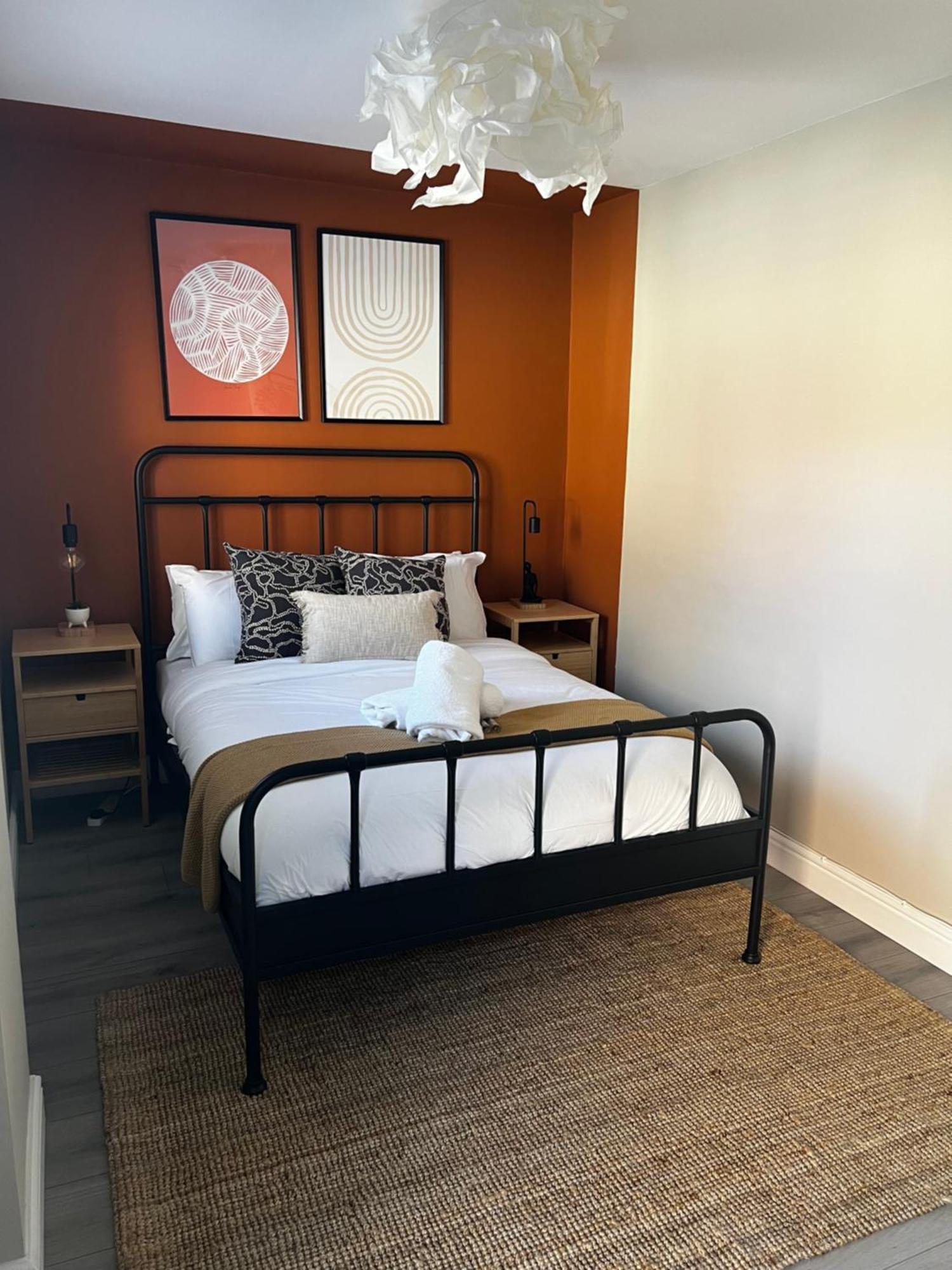 Holiday home Irene By Koya Homes - 2-bedroom Bungalow, Centre & Free Parking *