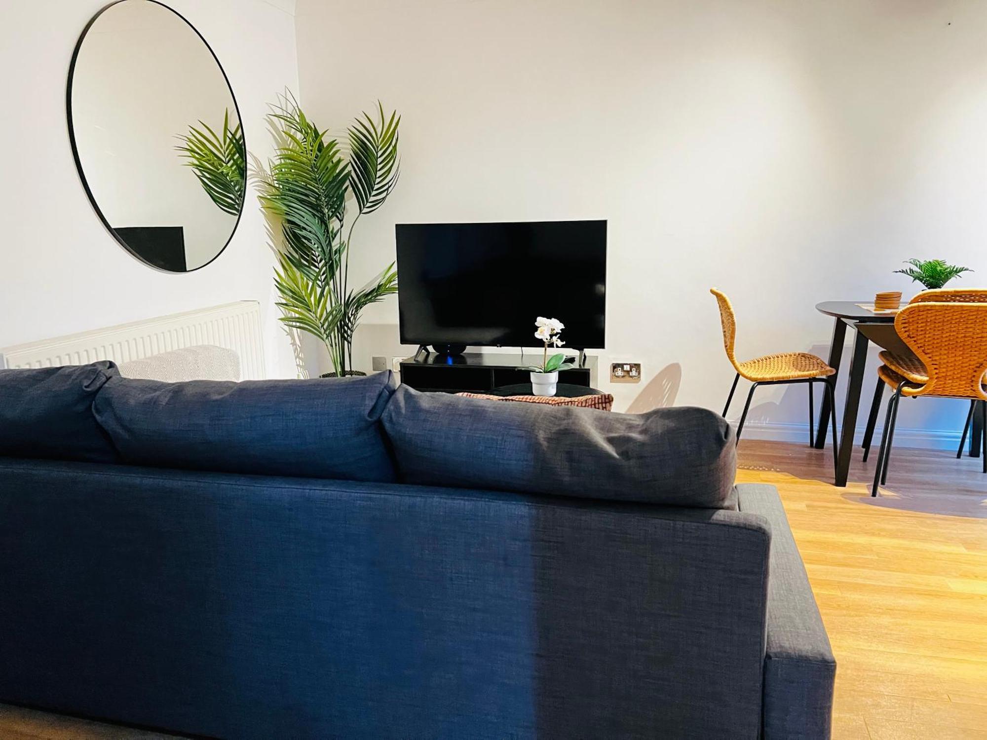 Holiday home Irene By Koya Homes - 2-bedroom Bungalow, Centre & Free Parking *