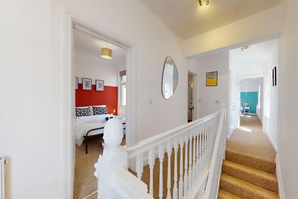 Centre - 2 Bed Apartment- Free Parking & Netflix * Cardiff