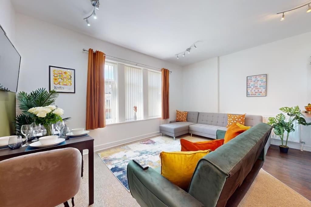 Centre - 2 Bed Apartment- Free Parking & Netflix Apartment Cardiff