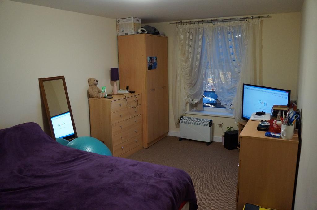 Apartment Lower Cathedral Road Cardiff