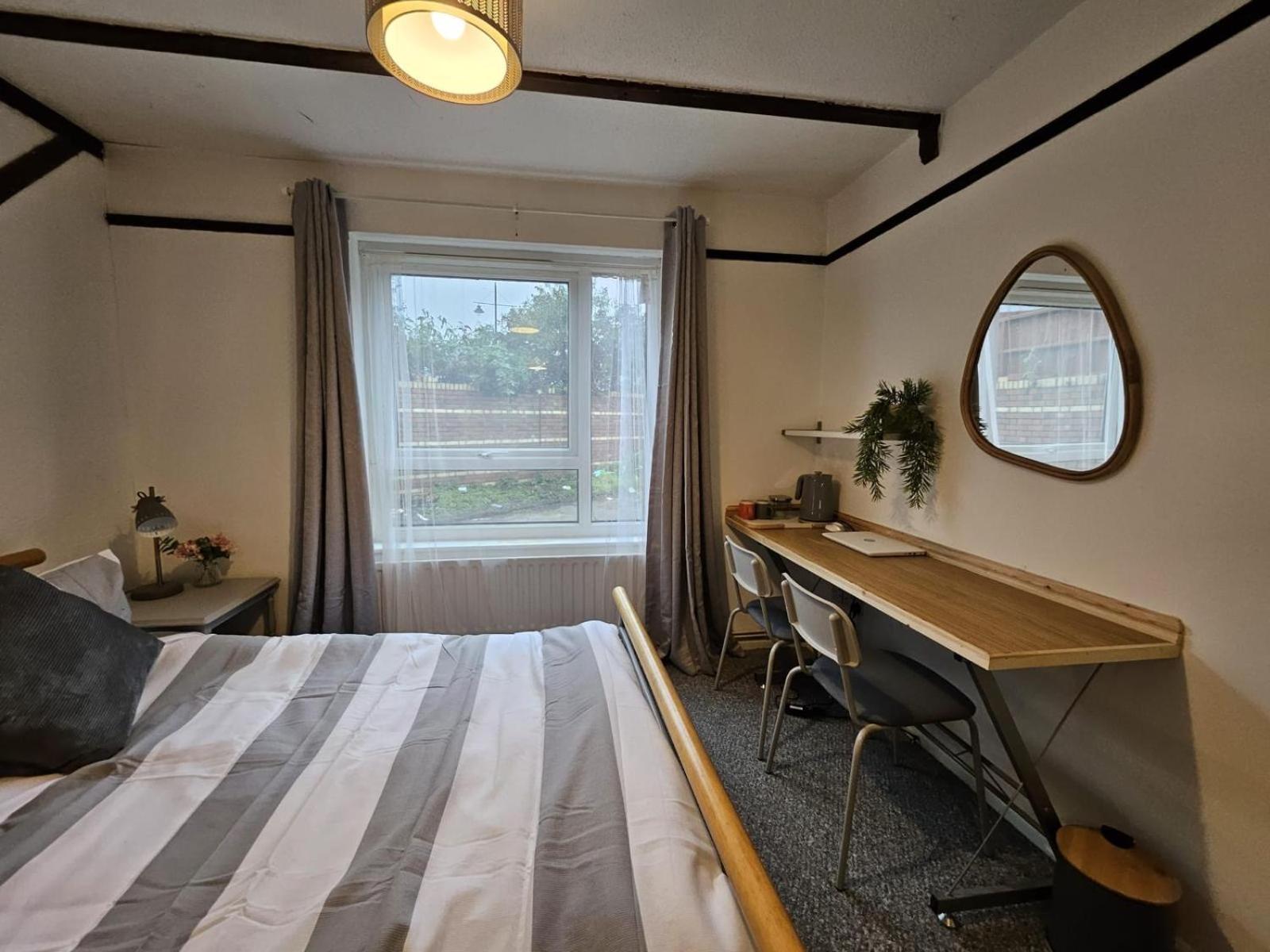 Homestay Inspire Stylish A Cardiff
