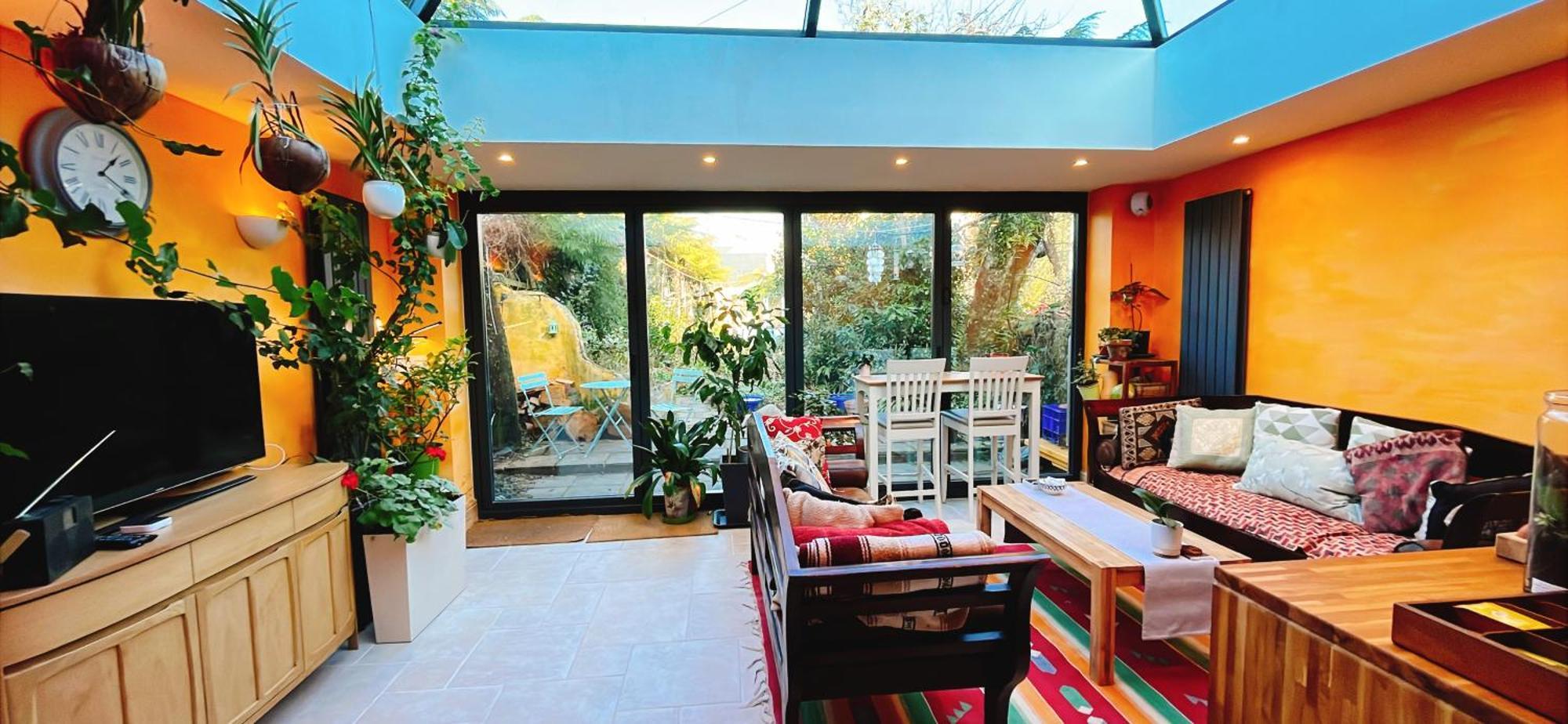 Bed & Breakfast Funky Urban Jungle
