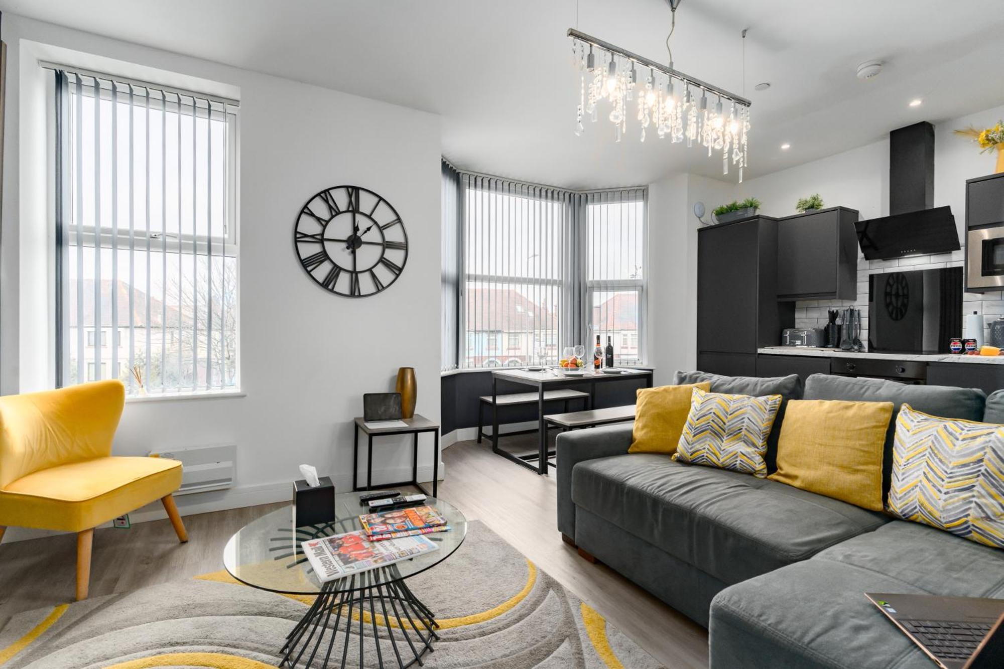 Nottage House Premier * Cardiff