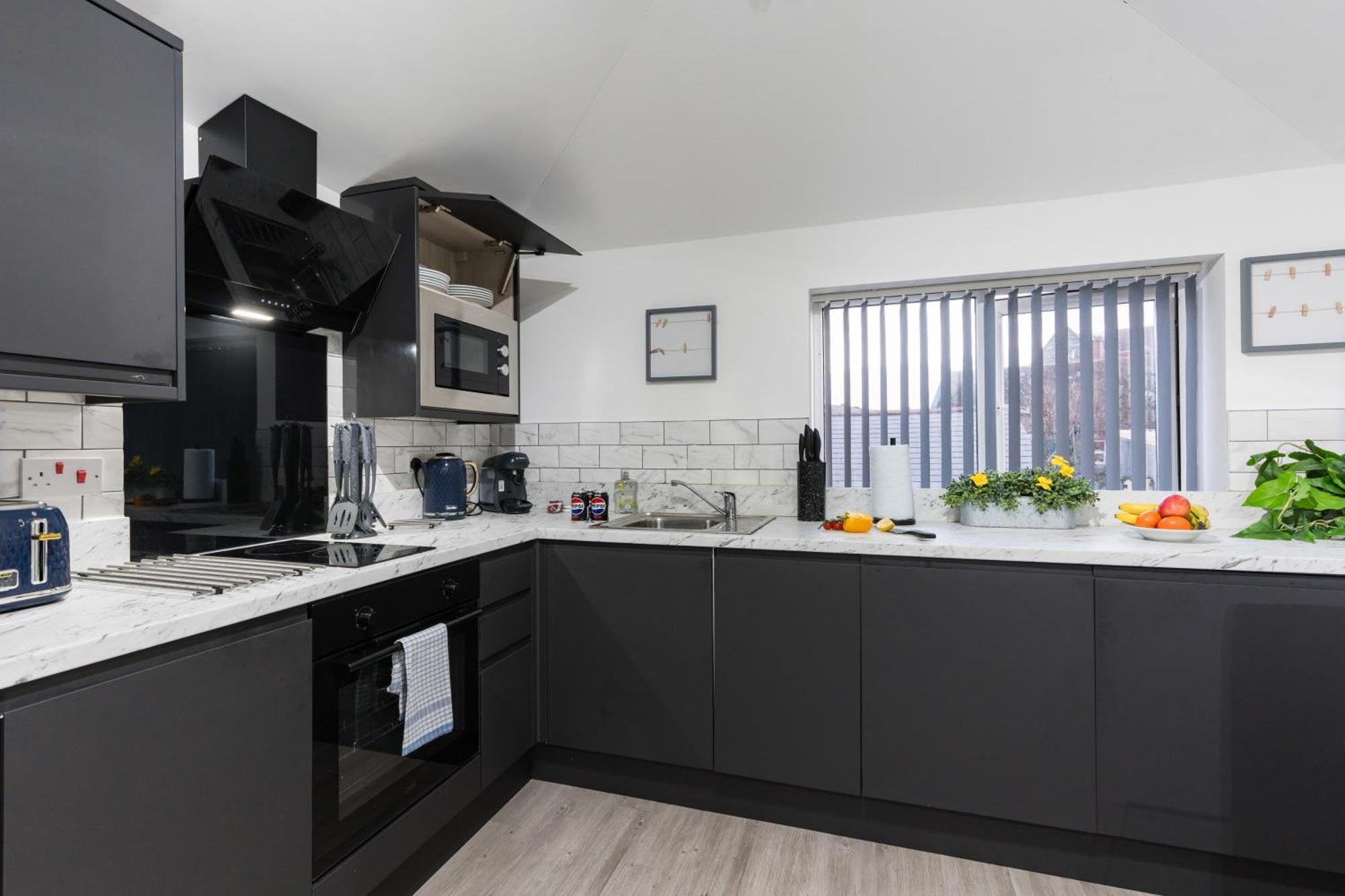 Nottage House Premier * Cardiff
