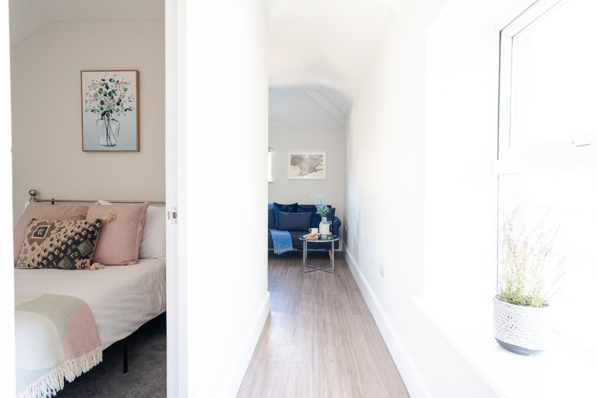 Apartment Howard Gardens - 1 Bedroom In Centre