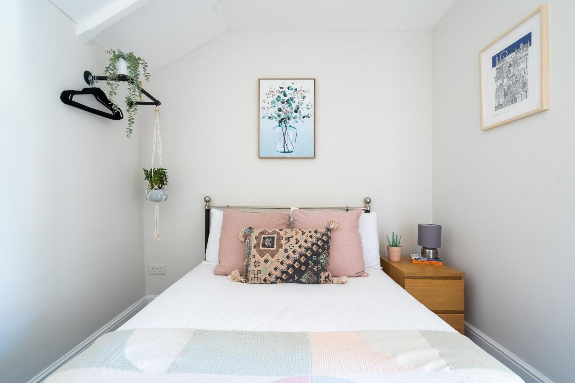Apartment Howard Gardens - 1 Bedroom In Centre