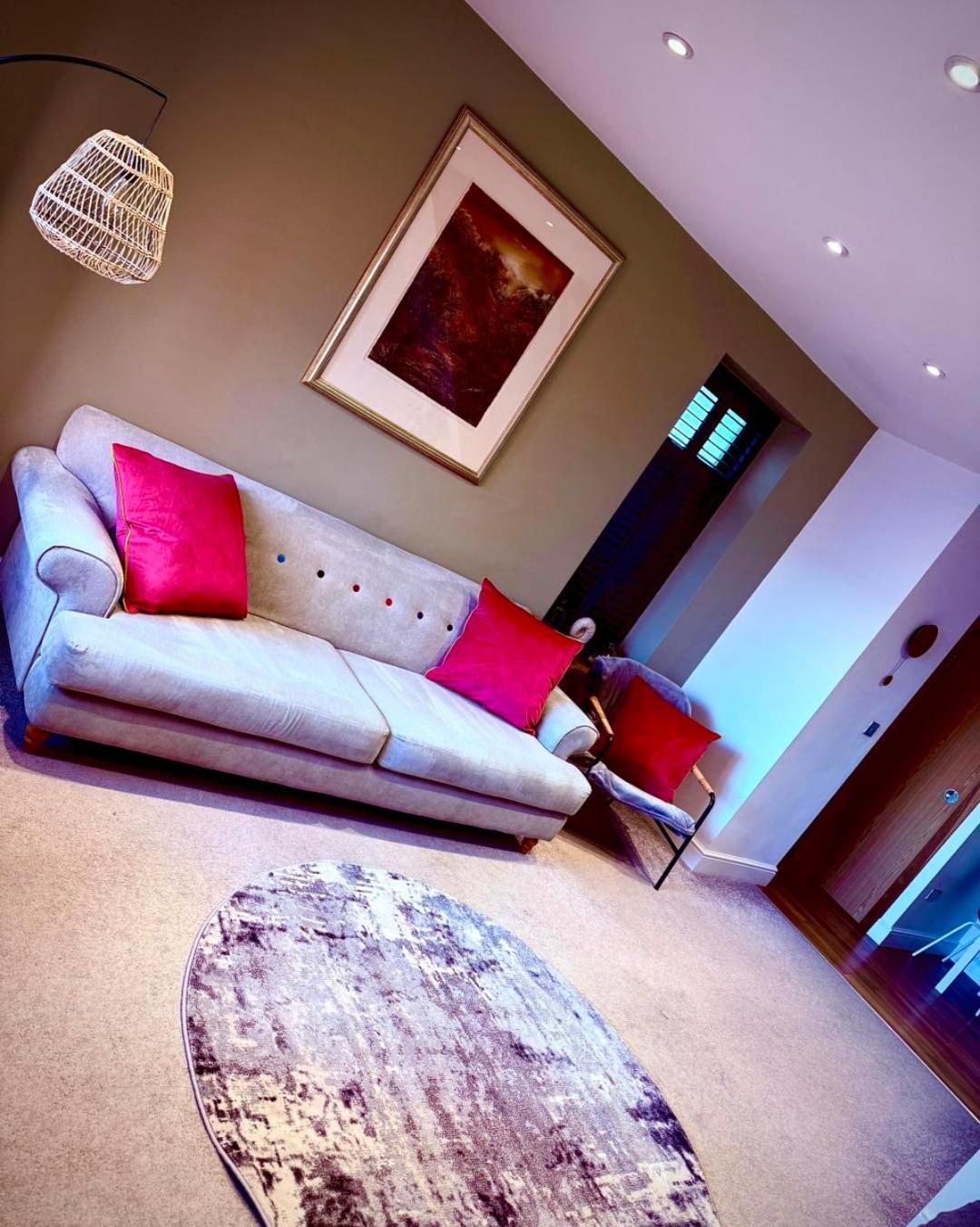 Seafront - The Nook Apartment