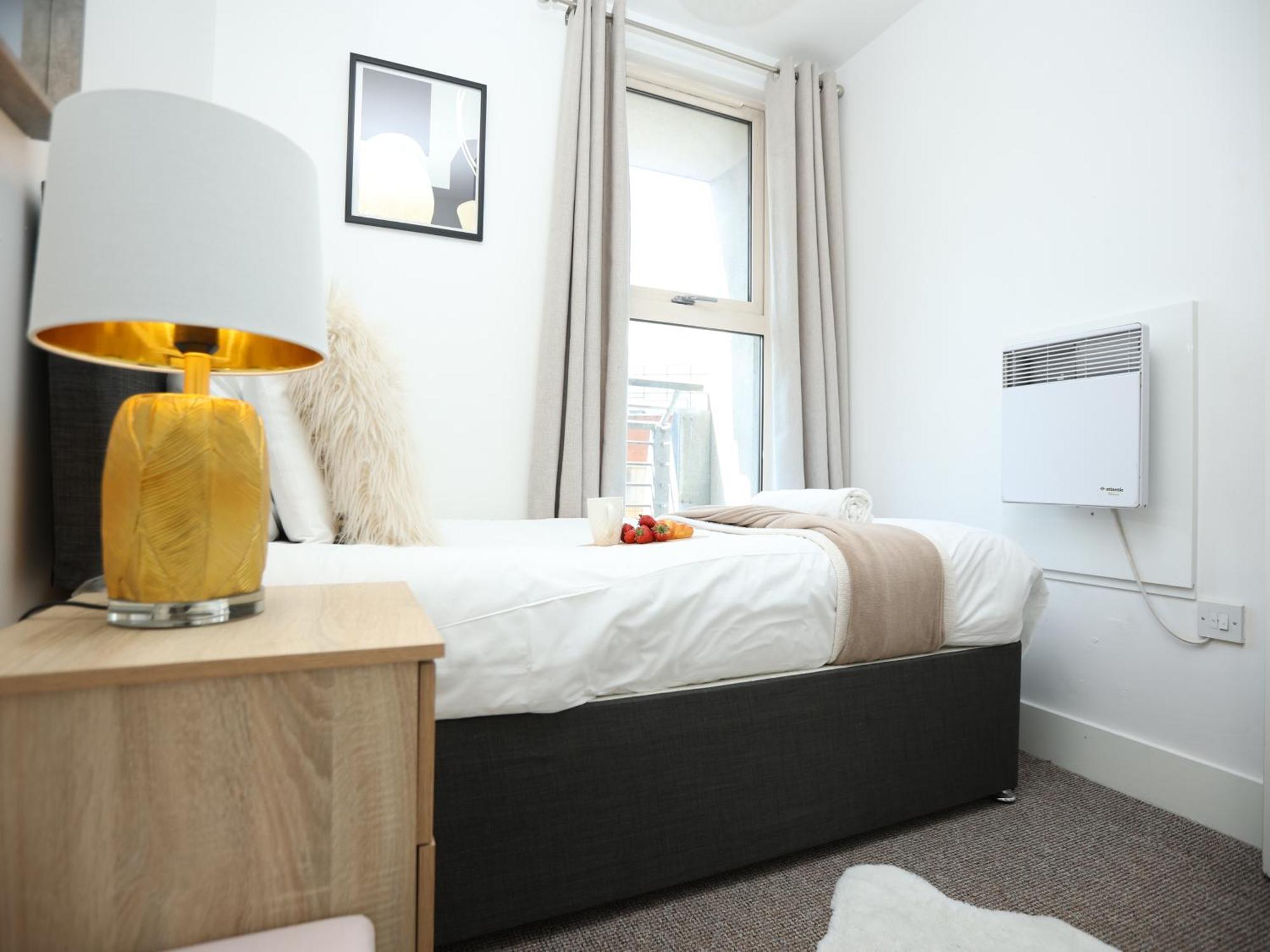 Queen Street Executive By N And N Stays, Close To Centre, Restaurants And Shops, Secure Private Parking, Perfect Location While Visiting For Work Or A Short Break Apartment Cardiff