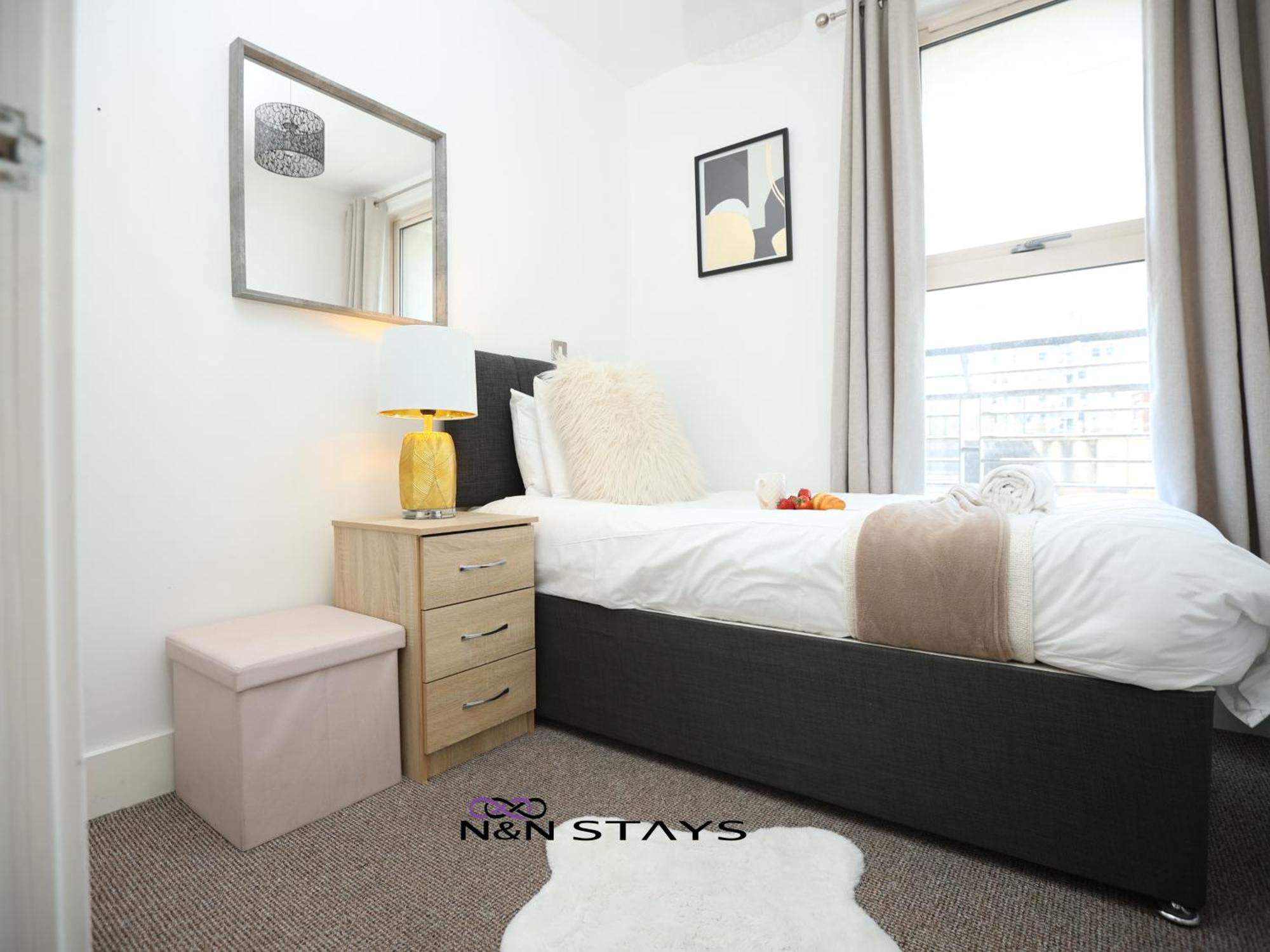 Queen Street Executive By N And N Stays, Close To Centre, Restaurants And Shops, Secure Private Parking, Perfect Location While Visiting For Work Or A Short Break