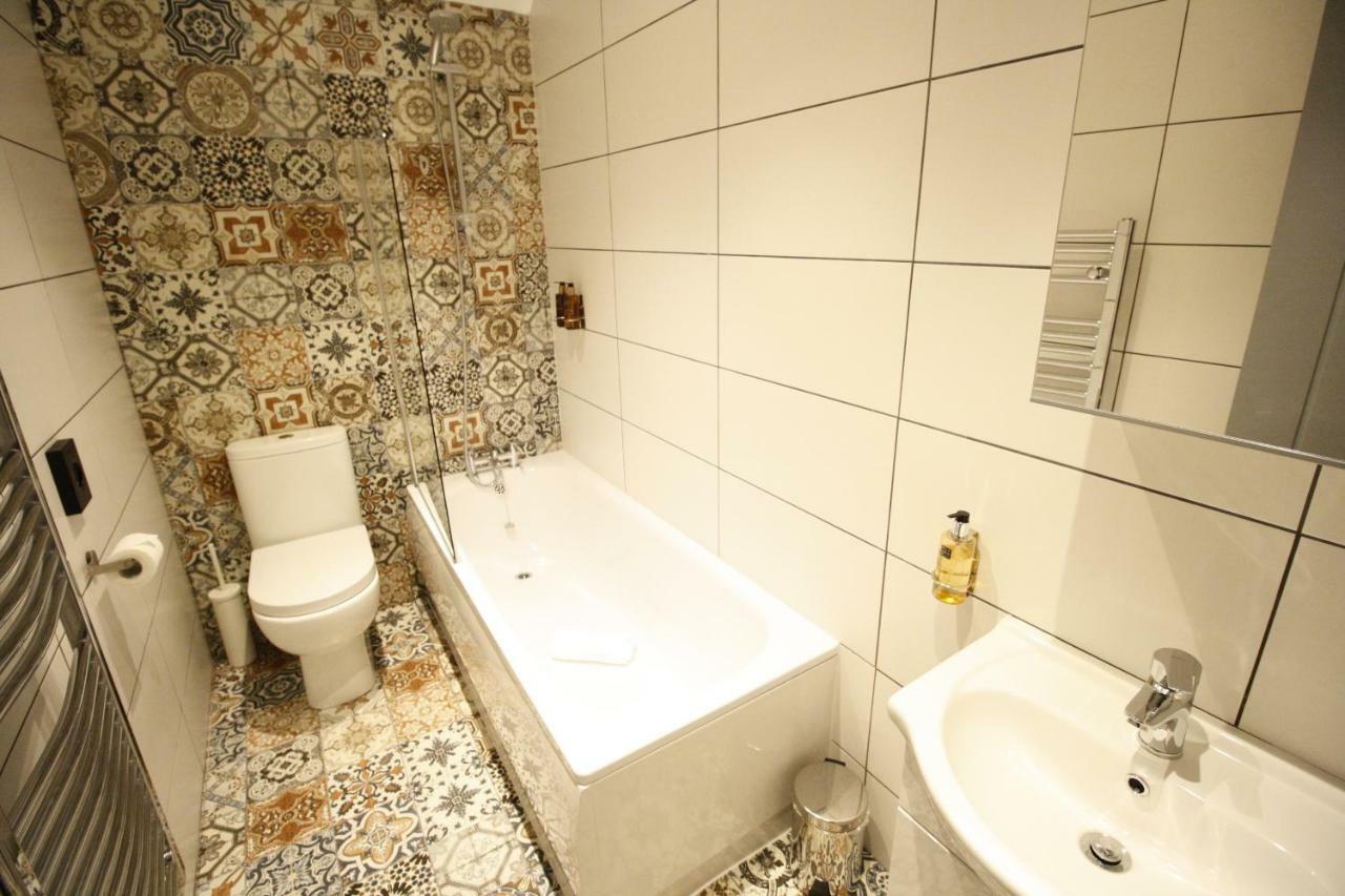 Willow Serviced - 37 Apartment *