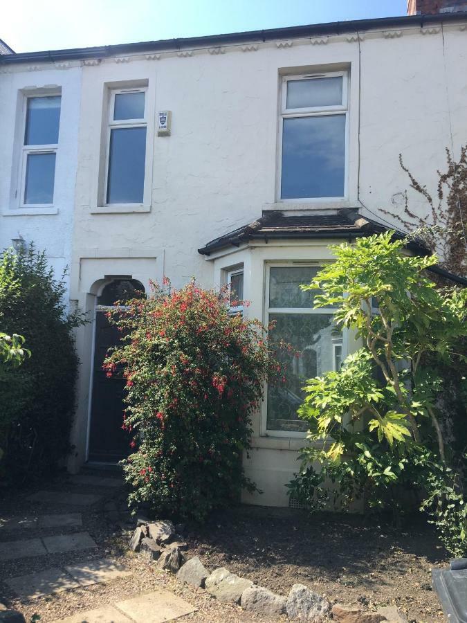 House For Families Or Groups Near Centre *