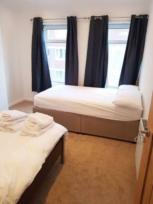 With Roof Terrace Close To City Centre *