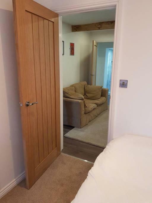 With Roof Terrace Close To City Centre Apartment *