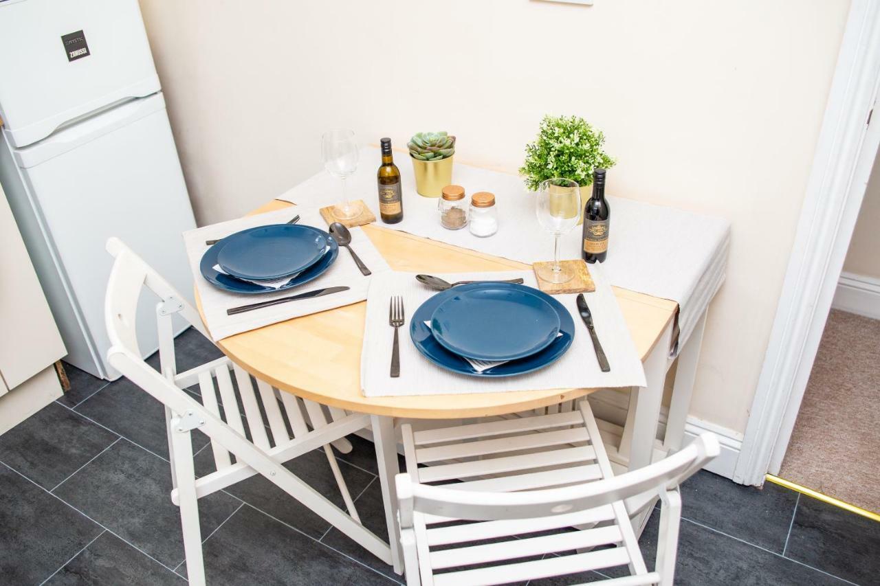 The Louis Armstrong- Modern 3 Bedroom Apartment, Super Close To The Centre Apartment