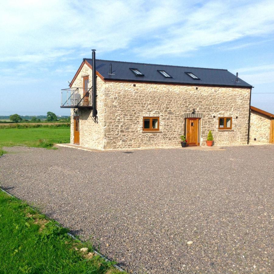 Beautiful Dog Freindly Cottage Near Cowbridge Barry & Cardiff Holiday home