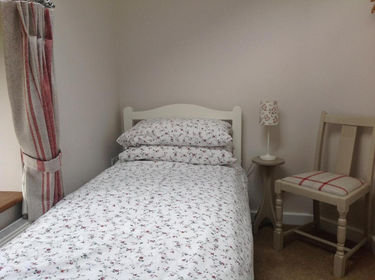 Holiday home Beautiful Dog Freindly Cottage Near Cowbridge Barry & Cardiff Cardiff