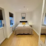 Bute Park Apartment W/ Heating + Private Bathroom