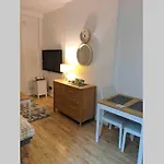 Cozy Hidden Gem In The Bay 10 Mins Walk From Wmc With Parking