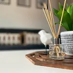 Northcote Apartments