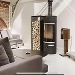 Private Spa, Steam Room, Sauna, Large Hot Tub And Gym In This Stunning 3 Bedroom Apartment