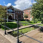 Cf10 House - Cardiff City Centre