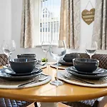 Stay In Cardiff Canton St John\'S Court Apartment