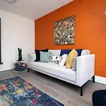 16 North Road Flat 4 By Mia Living Free Parking On Site
