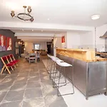 Higgihaus #5 Sleeps 14-16 Hens Stags Big Groups