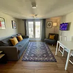 **6 Person City Centre Apartment**