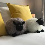 Inn Cardiff
