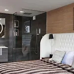 Millview - Luxury 4 Bedroom Penthouse In Cardiff